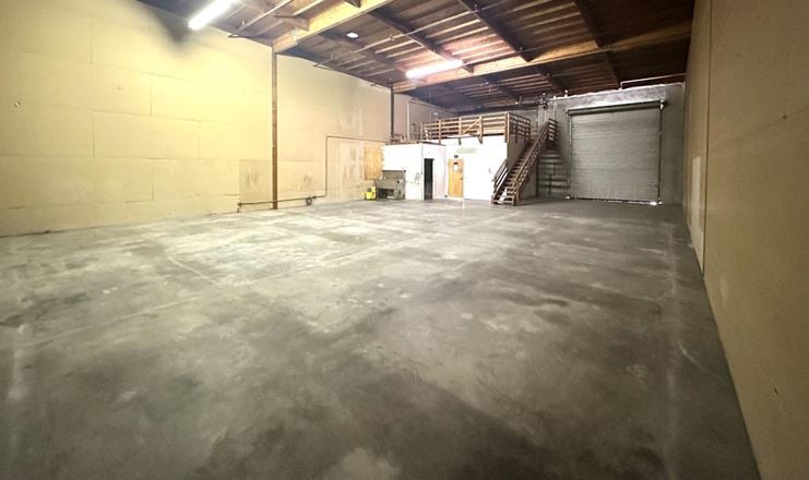 432 N Canal St, Suite 9
