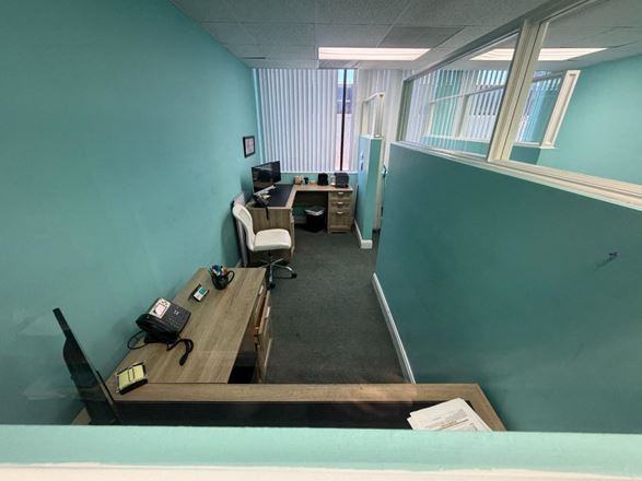 950 SF Suite 202 Professional and Medical Office Space