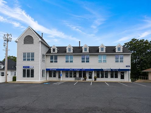 1495 Black Rock