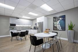 Premier Workspaces - NEW - Newport Beach Fashion Island