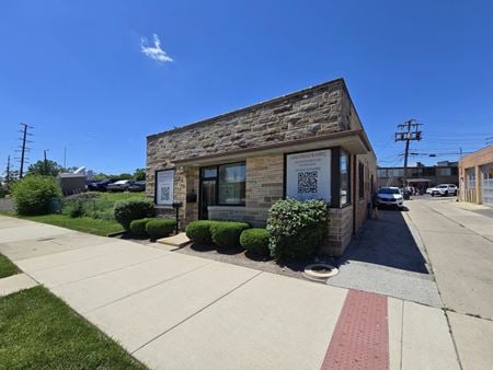 Office space for Sale at 38 N Broadway St in Des Plaines