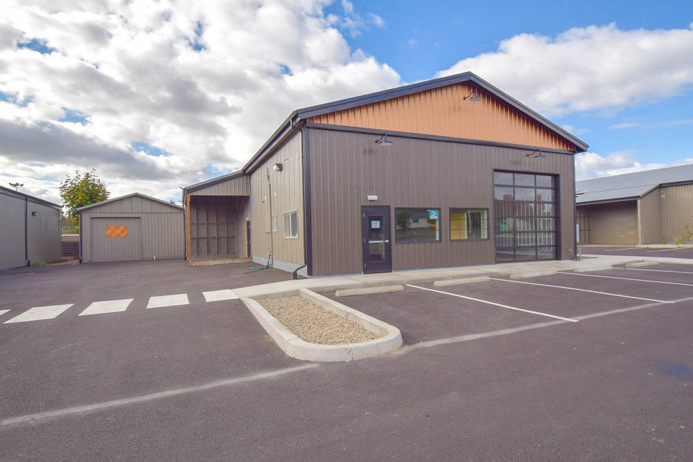 Freestanding Flex Warehouse