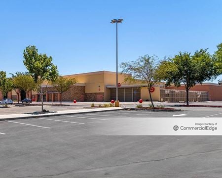 Retail space for Rent at 16858 Golden Valley Pkwy in Lathrop