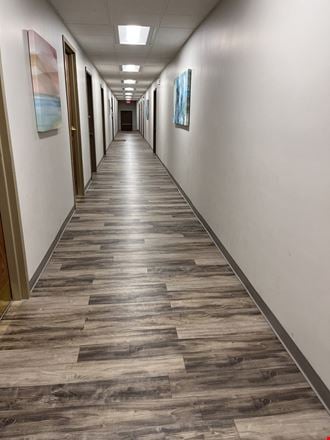 Wheaton Oaks Professional Building