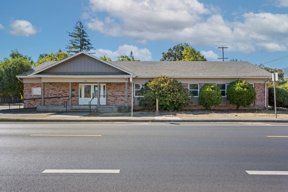 Versatile Building in Ukiah