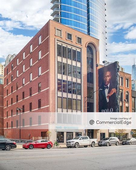 Office space for Rent at 747 North La Salle Street in Chicago