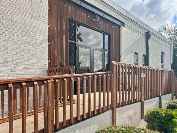 Regus - Gainesville - Main St