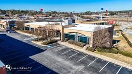 North Macon Office Suites | ±2,767 SF - ±8,025 SF | Access to I-75