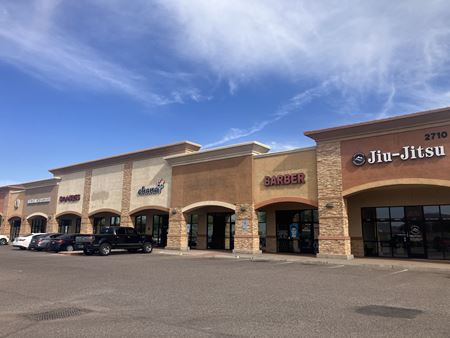 Retail space for Rent at 2710 West Southern Avenue in Phoenix