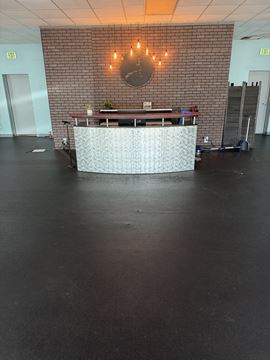 300 Airport Commons Drive