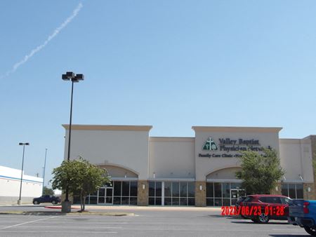 Commercial space for Rent at 665 E Expressway 83 in Weslaco