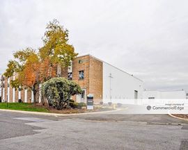 Meadowlands Distribution Center - 368-374 Starke Road