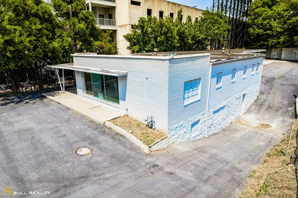 Freestanding Building On Piedmont Road | ±6,726 SF