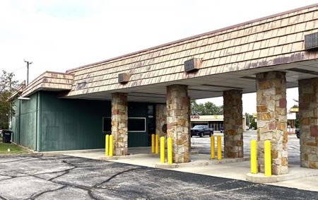 Photo of commercial space at 4009 N Wheeling Ave in Muncie
