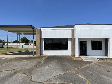 Photo of commercial space at 1041 N Houston Rd in Warner Robins