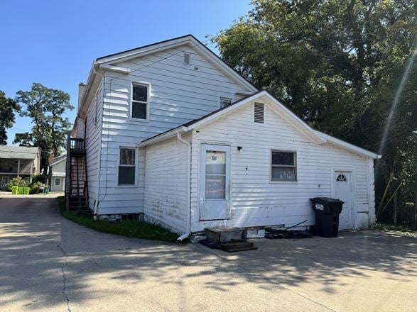 Retail-Commercial-Multifamily For Sale in Whitmore Lake