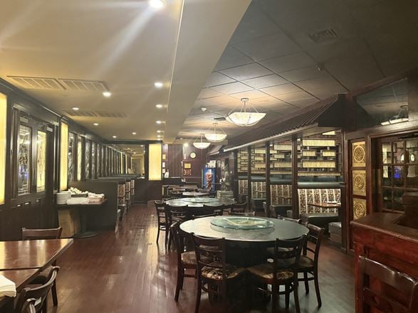 938 Maple Rd - PRICE REDUCTION Established Restaurant – Business, Goodwill & Equipment for Sale