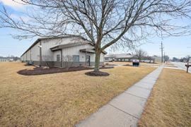 435 Borden Ave