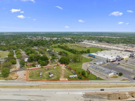 Photo of commercial space at 184 I 35 N in Waco