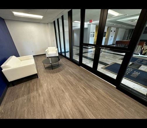 6513 SF Suite 200 Professional and Medical Office Space