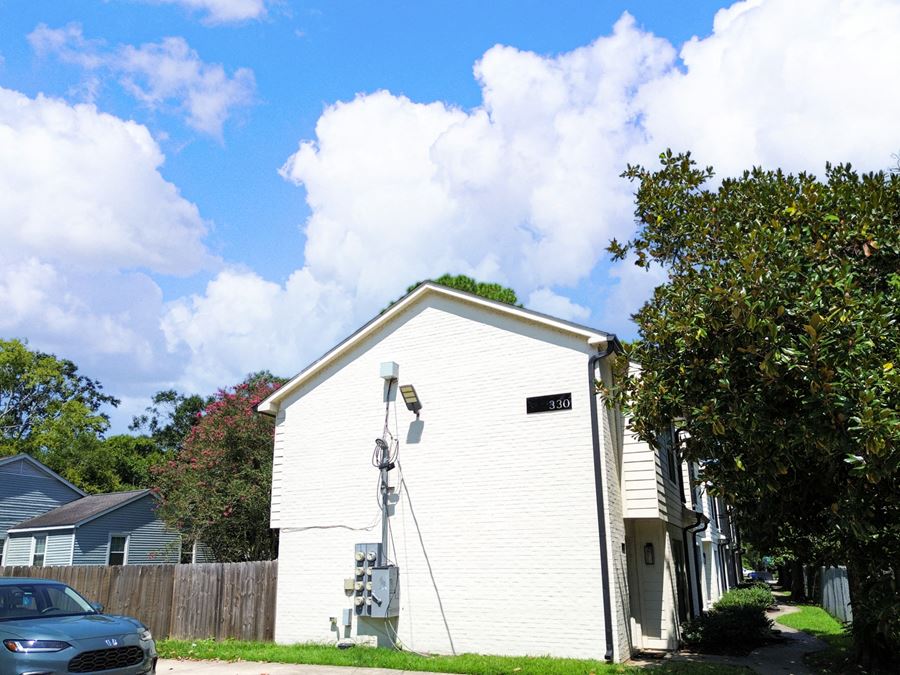Fully Renovated, Turnkey 8-Unit Multifamily Opportunity