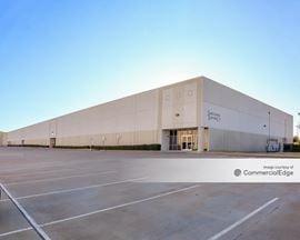 800 Railhead Rd.