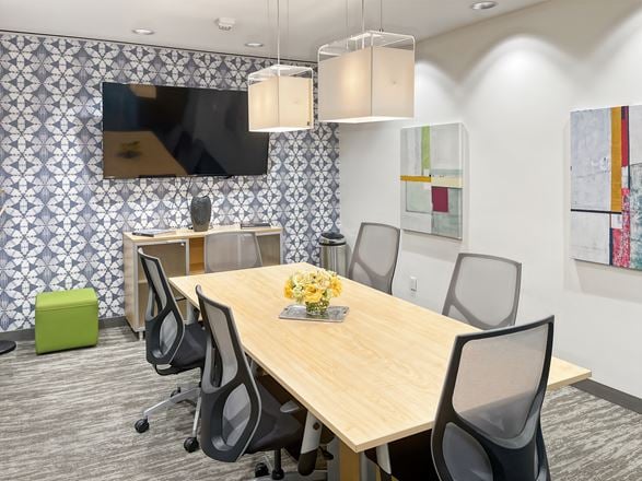 Regus - Glendale - Brand Blvd