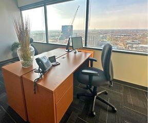 Apex Business Center - 101 West Ohio Street