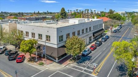 Photo of commercial space at 208 N Douty St in Hanford