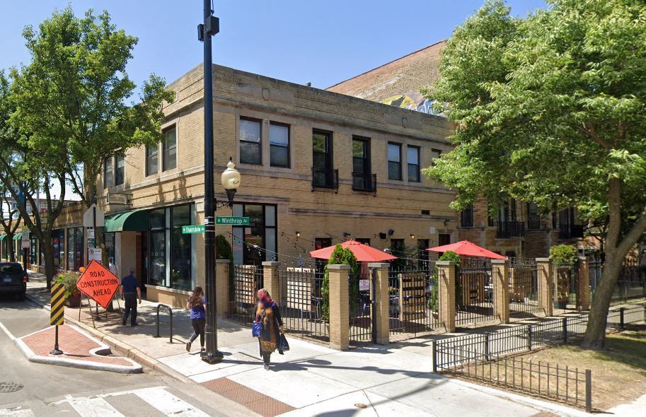 1100 W Thorndale Ave, Chicago, IL retail Space