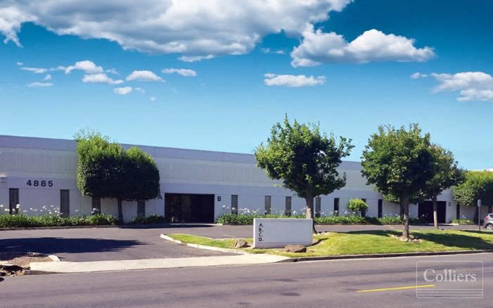 LIGHT INDUSTRIAL SPACE FOR SUBLEASE