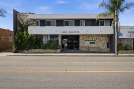 14015 Van Ness Ave