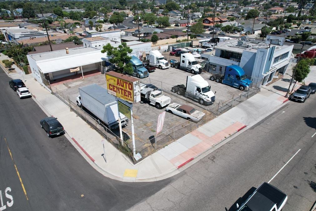 3061 Long Beach Blvd