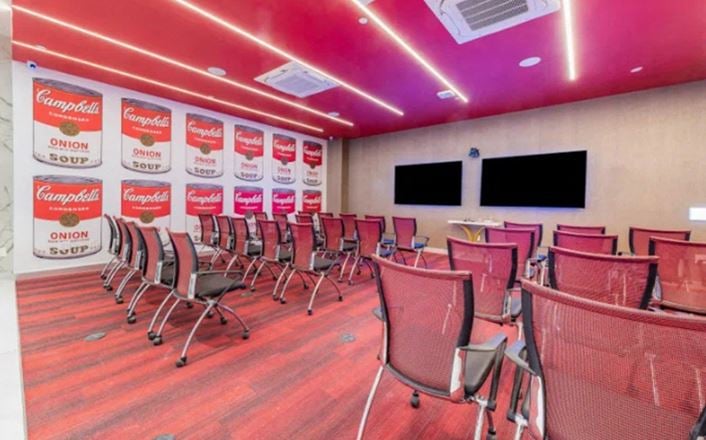 Jay Suites - Jay Conference Empire