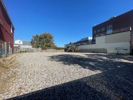 7325 57th Ave