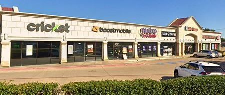 Retail space for Rent at 2140 W. Grawlyer Road in Irving