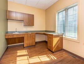16 Davison Court - Medical & Professional Offices