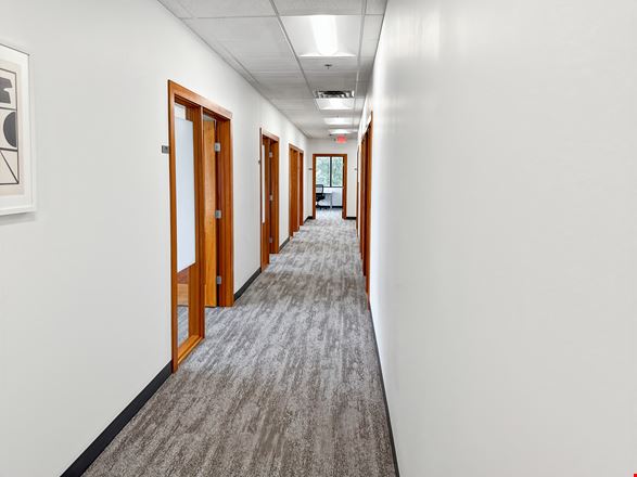 Regus - Eagan - Wood Dr
