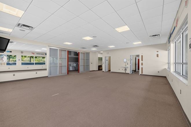 10020 Professional Center Dr
