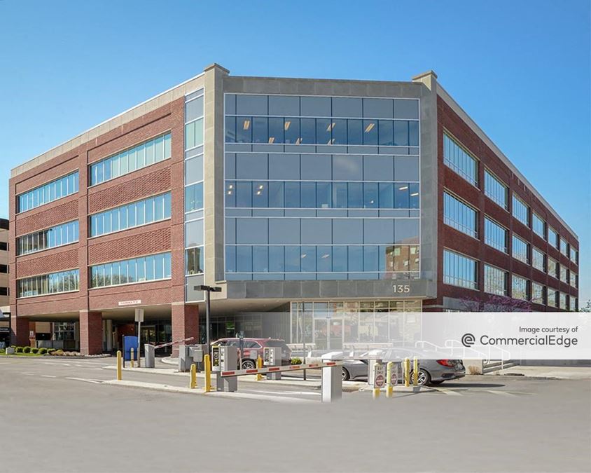 Main Line Bryn Mawr Medical Office Building 135 South Bryn Mawr
