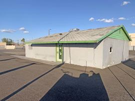 Retail property in Glendale, AZ