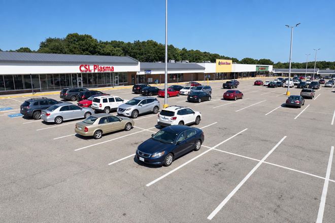 The Shoppes at Diamond HIll
