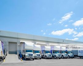 Trimble Distribution Center - 500-620 East Trimble Road