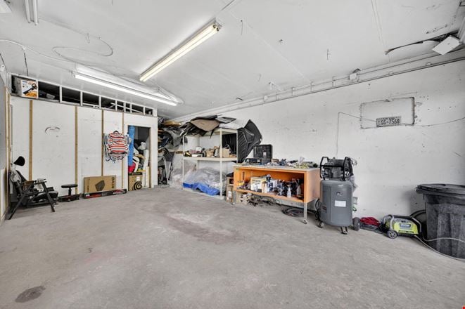 Auto Repair and Retail For Sale or Lease