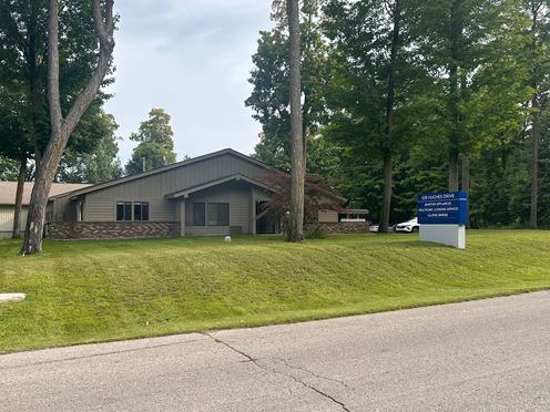 528 Hughes Dr