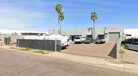 Photo of commercial space at 2328 W Palm Ln in Phoenix