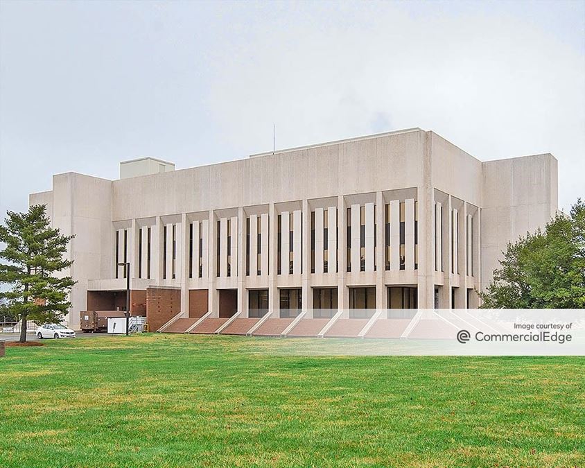 7818 East Parham Road 7818 East Parham Road Office Building