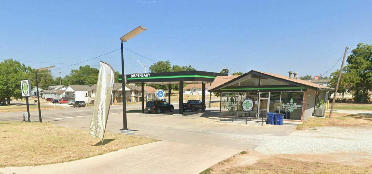 901 S Arlington St - Ada, Oklahoma - Retail Opportunity