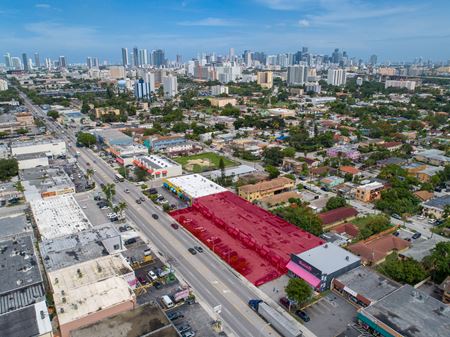 Commercial space for Rent at 1836 NW 20 ST in Miami