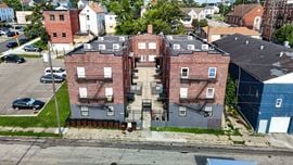 2346 Boone St
